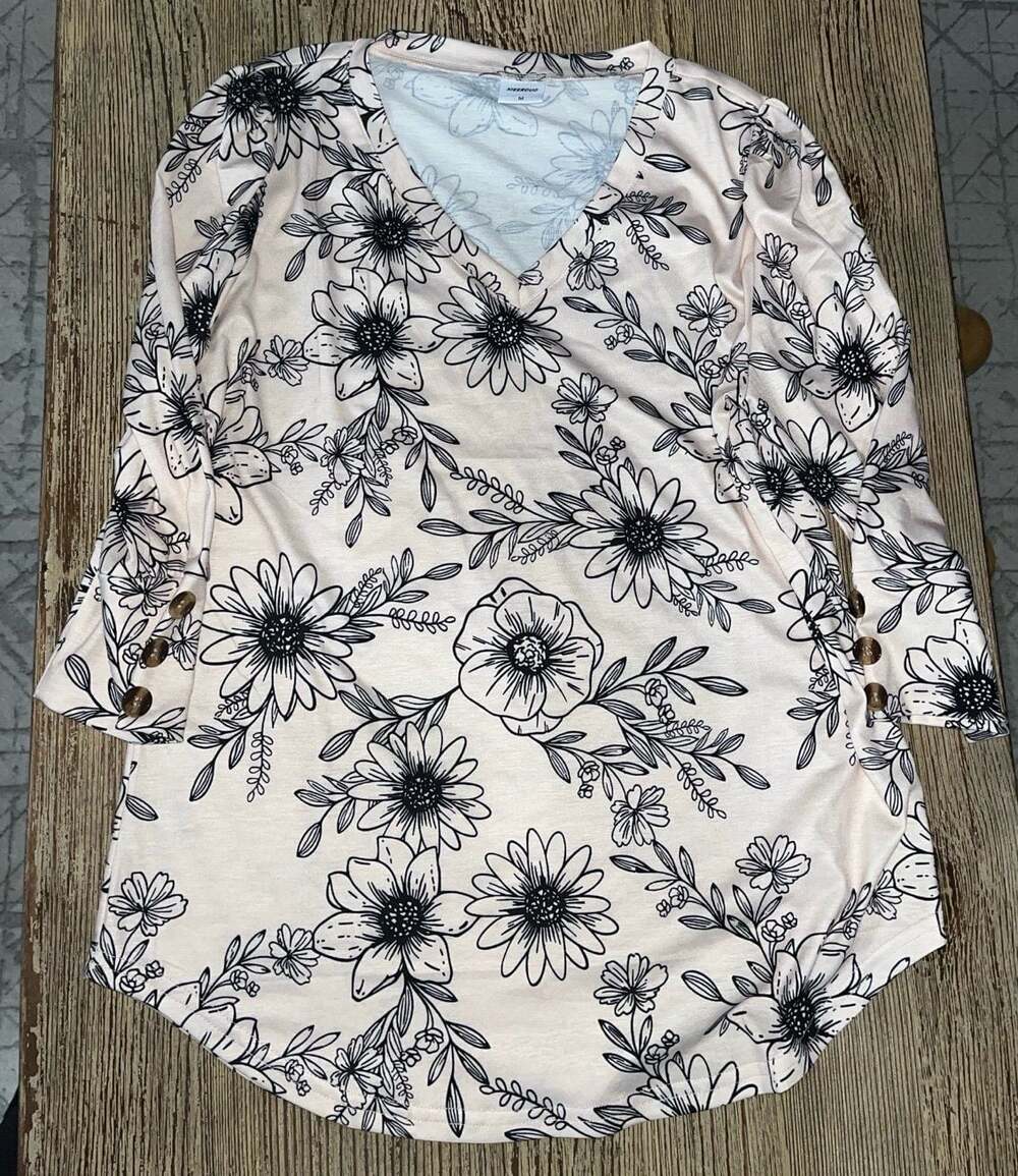 Xieerduo Women's Pleated Top 3/4 Sleeve V-Neck Floral Pattern, M